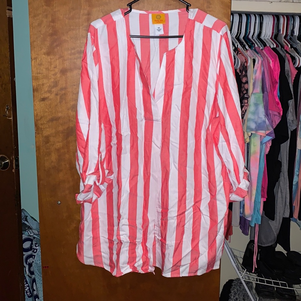 Ruby rd red and white blouse nwot